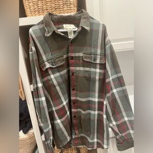 Eddie Bauer men’s button  up shirt‎ size L